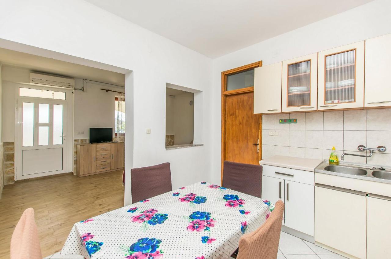 Apartments Kata Grebastica Luaran gambar