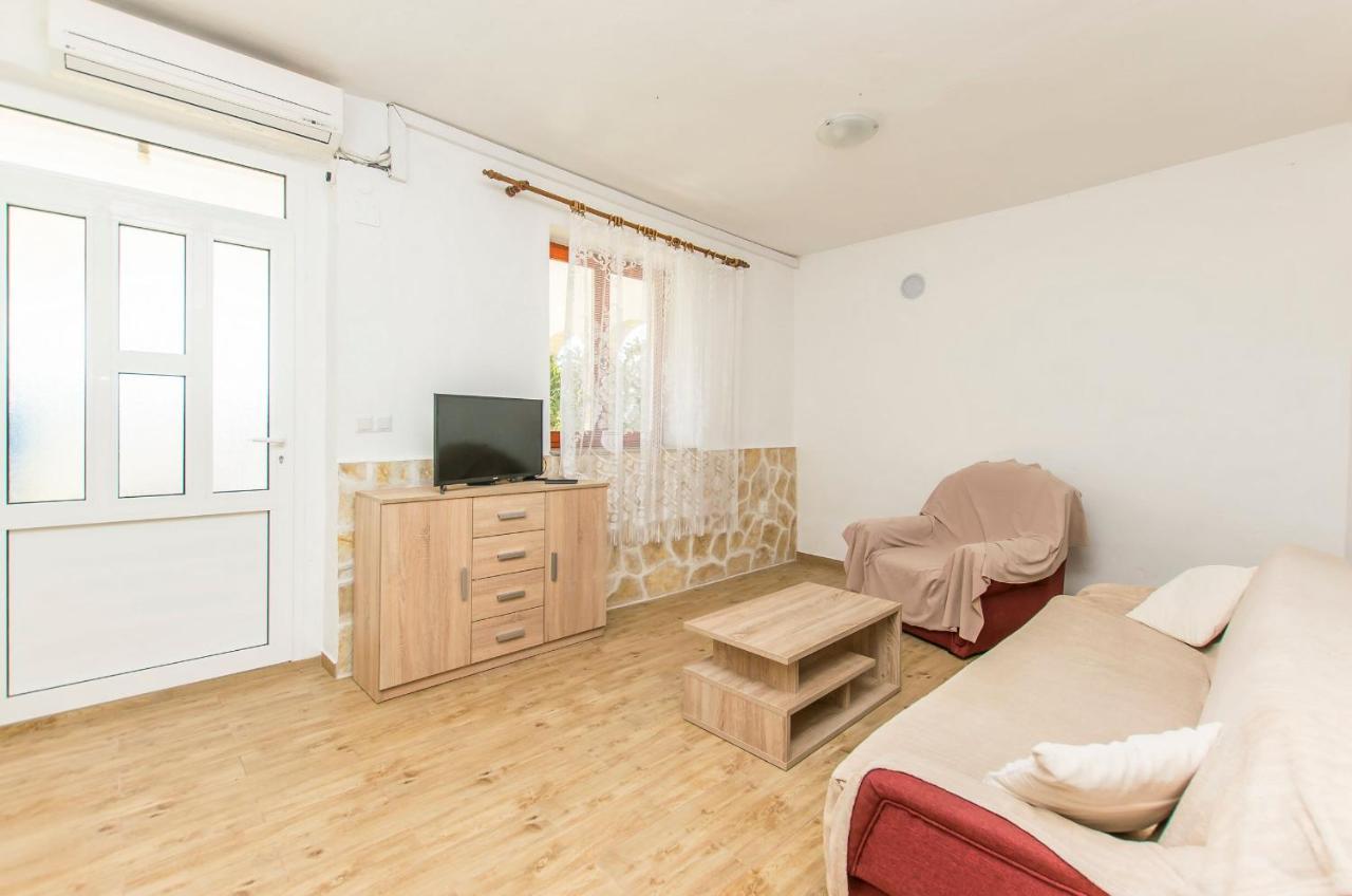 Apartments Kata Grebastica Luaran gambar